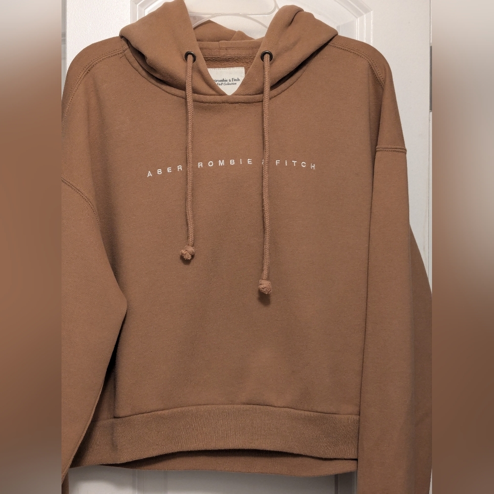 Abercrombie & Fitch Womens Cropped Tan Pullover Hoodie